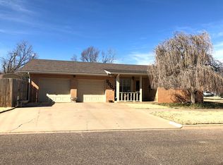 2007 Borger St, Plainview, TX 79072