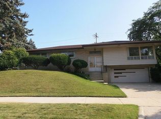 3134 N 96th St, Milwaukee, WI 53222