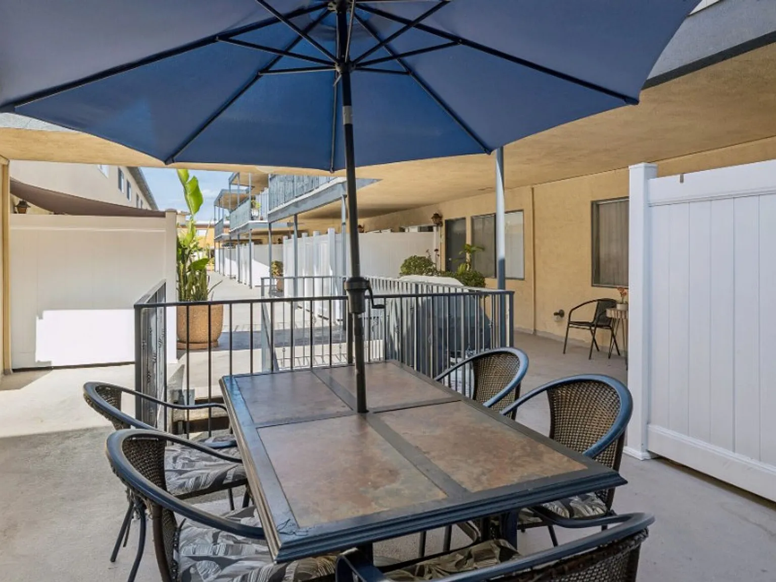 Oceanaire Townhomes — Photo 2