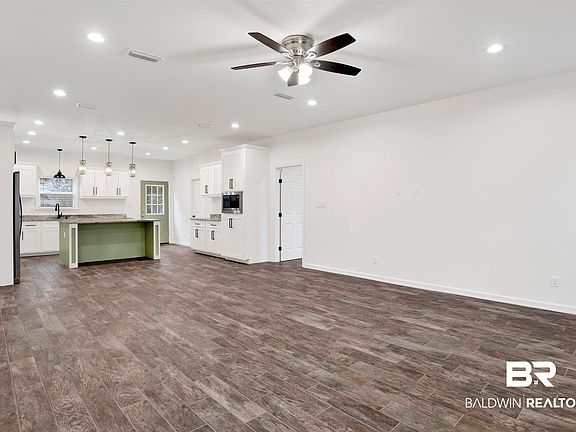5th image of 10871 Somerset Rd