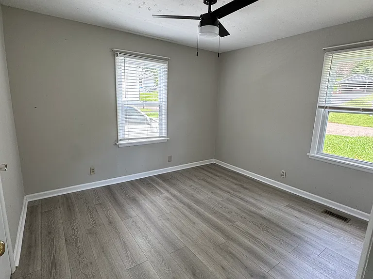 1712 Lenland Ave — Photo 13