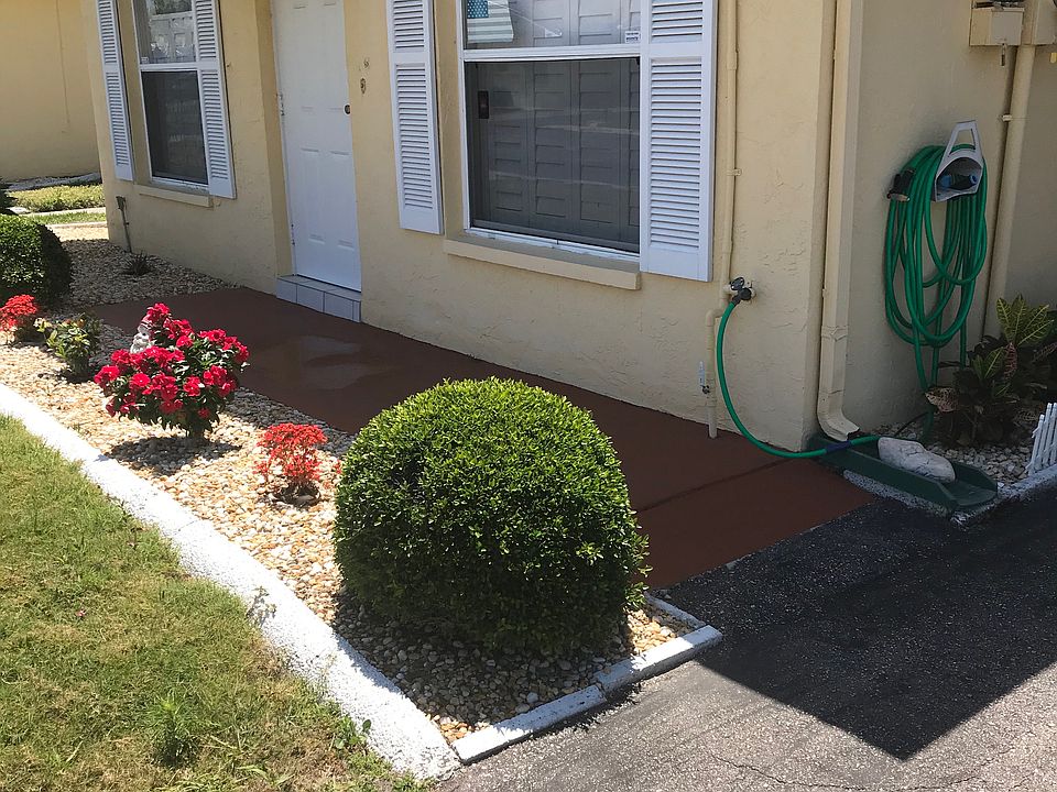 1st image of 1010 Burbank Ct