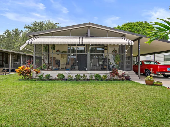 7936 SE Independence Avenue, Hobe Sound, FL 33455