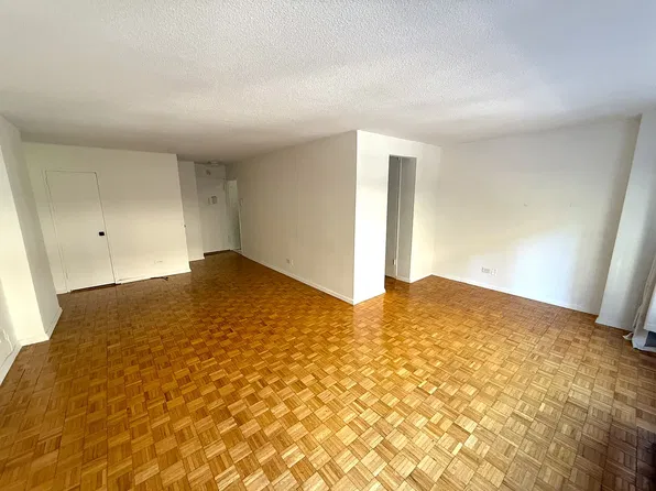 520 E 81st St APT 3G, New York, NY 10028