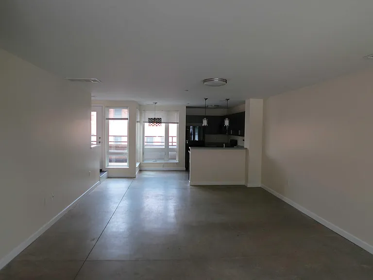 5811 Bryant St #18 — Photo 5