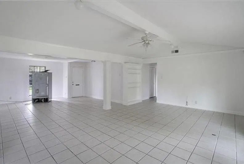 3 bed, 1641 sqft, $2,000 — Photo 2