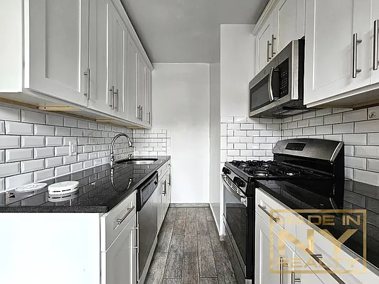 Rented by Made In NY Realty | media 9