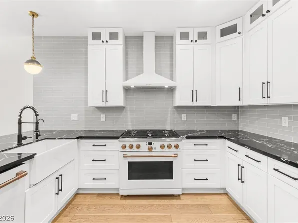 1920 Summer Palm Pl Unit 103, Las Vegas, NV 89134
