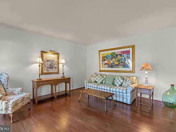 5th image of 8391 Greenstone Ct
