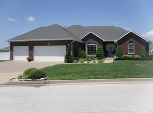 2713 E Kennedy St, Joplin, MO 64801