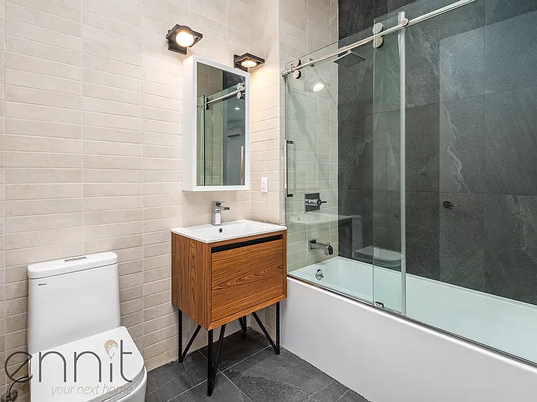 396 S 5th St #1B — Photo 6