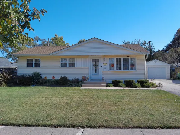 277 Fletcher Dr, Wheeling, IL 60090