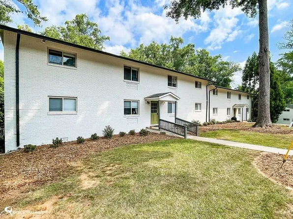 Oakview Gardens