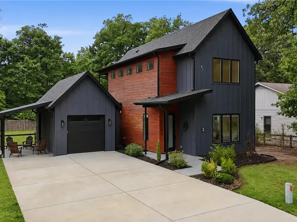 3 Dulverton Dr, Bella Vista, AR 72715