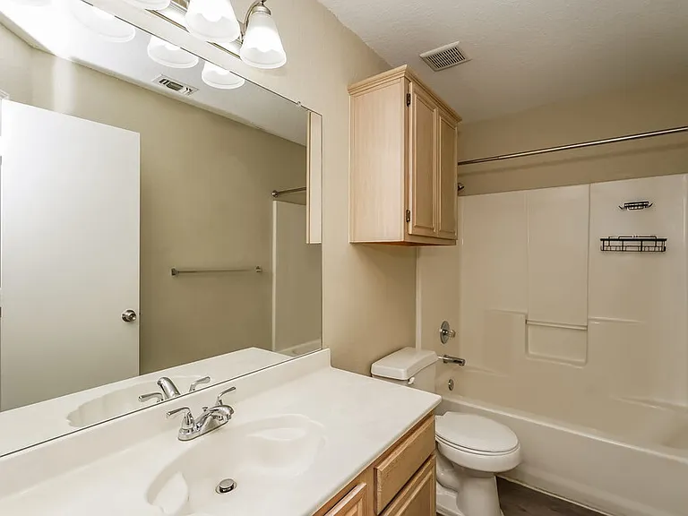 4001 Periwinkle Dr — Photo 15