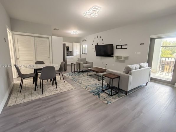 1720 NW 110th Ter #B