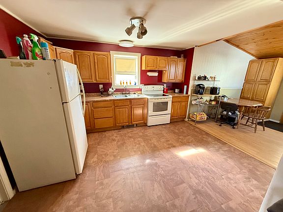 5th image of 68 E Main Street