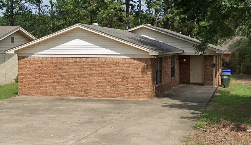 2 bed, 840 sqft, $795 — Photo 1