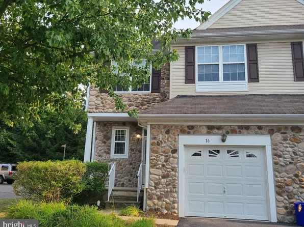 16 Scarlet Oak Dr, Princeton, NJ 08540