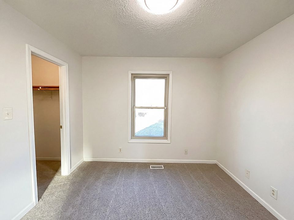 2nd image of 588 Bridgette Dr