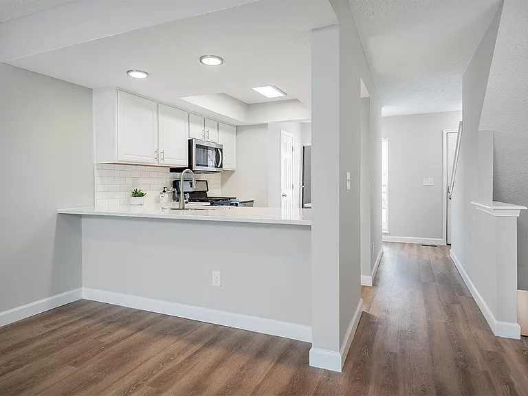 Mason Row Townhomes — Photo 16