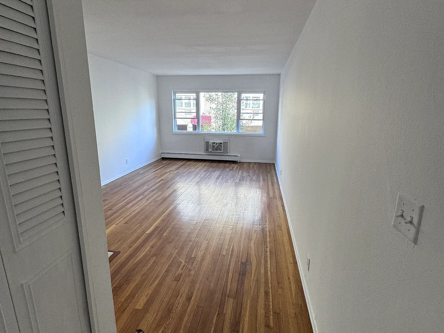 1 bed, 600 sqft, $2,200 — Photo 1