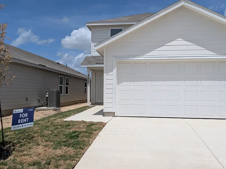 8623 Willow Xing — Photo 13