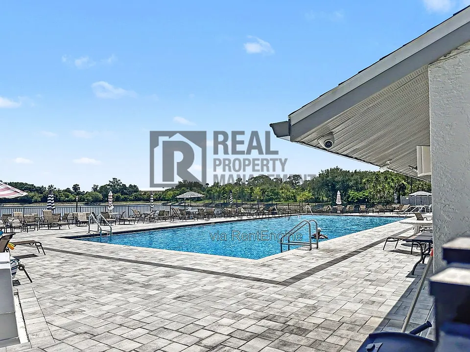 4701 Lakeside Club Blvd #3