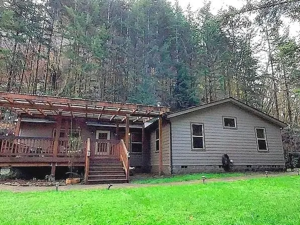 11882 E Mapleton Rd, Mapleton, OR 97453