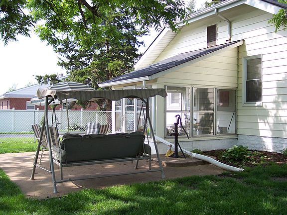 patio and sunroom
