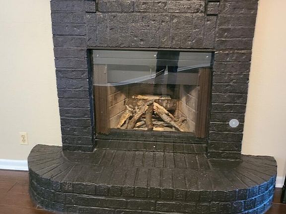 4th image of 1415 Kent Ave