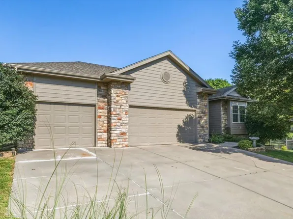 515 Monterey Cir, Council Bluffs, IA 51503