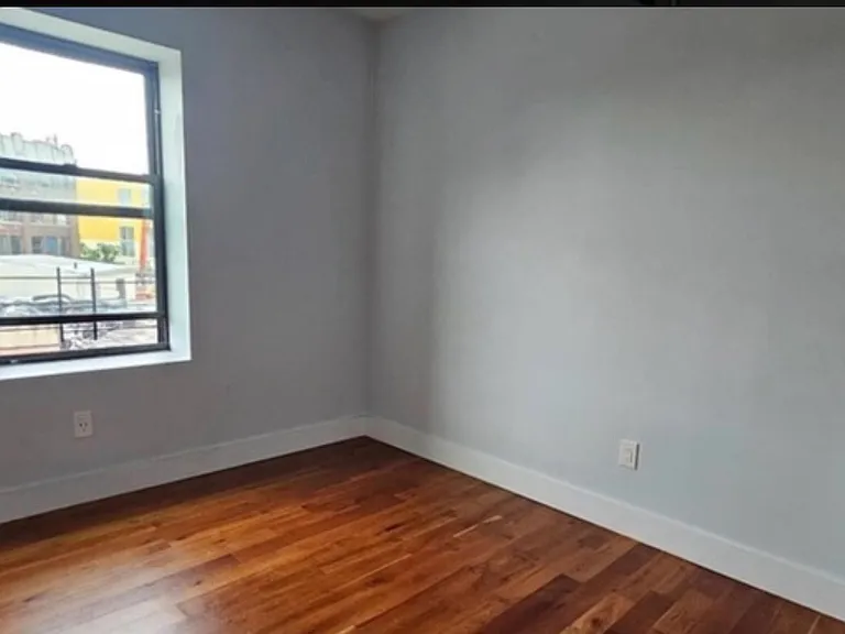 2441 Dean St #2R — Photo 4