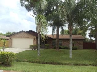 255 Avens Rd NE, Palm Bay, FL 32907