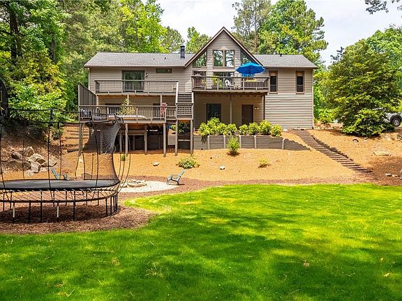 2nd image of 2525 Chimney Springs Dr