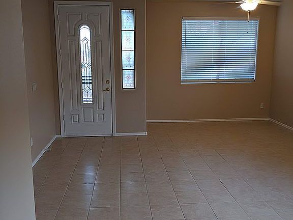 3rd image of 15258 W Windward Ave