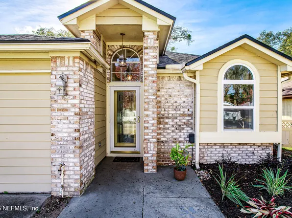 8238 LAKE WOODBOURNE Drive E, Jacksonville, FL 32217