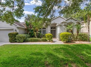 414 Apache Ln, Seffner, FL 33584