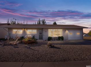 704 Leeville Dr, Assiniboia, SK S0H0B0