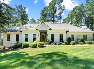 1120 Fairway Ridge Cir, Greensboro, GA 30642