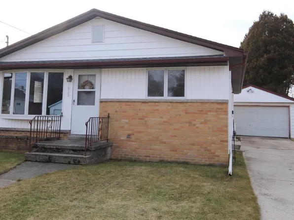 1025 26th STREET, Two Rivers, WI 54241