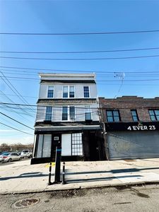 3182 E Tremont Avenue, Bronx, NY, 10461