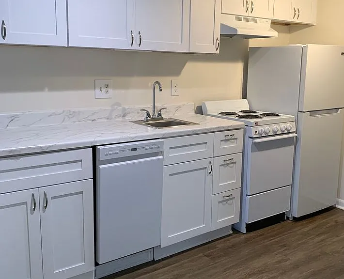 4752 Seahawk Sq #B1 — Photo 4