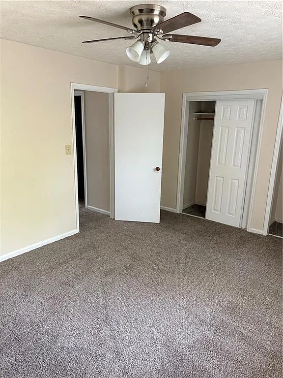 165 Hunters Ln — Photo 3
