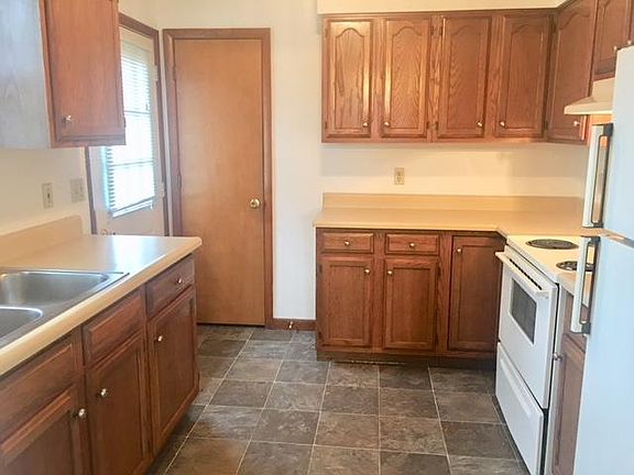 5th image of 4011 N Christopher Ct