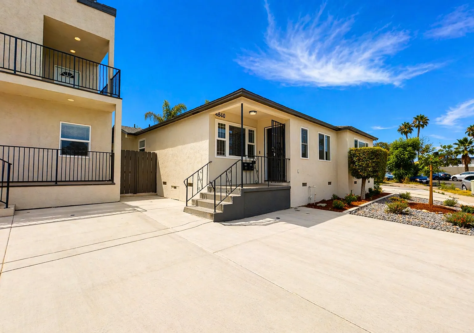 4BD/2BA with Private Yard! — Photo 1