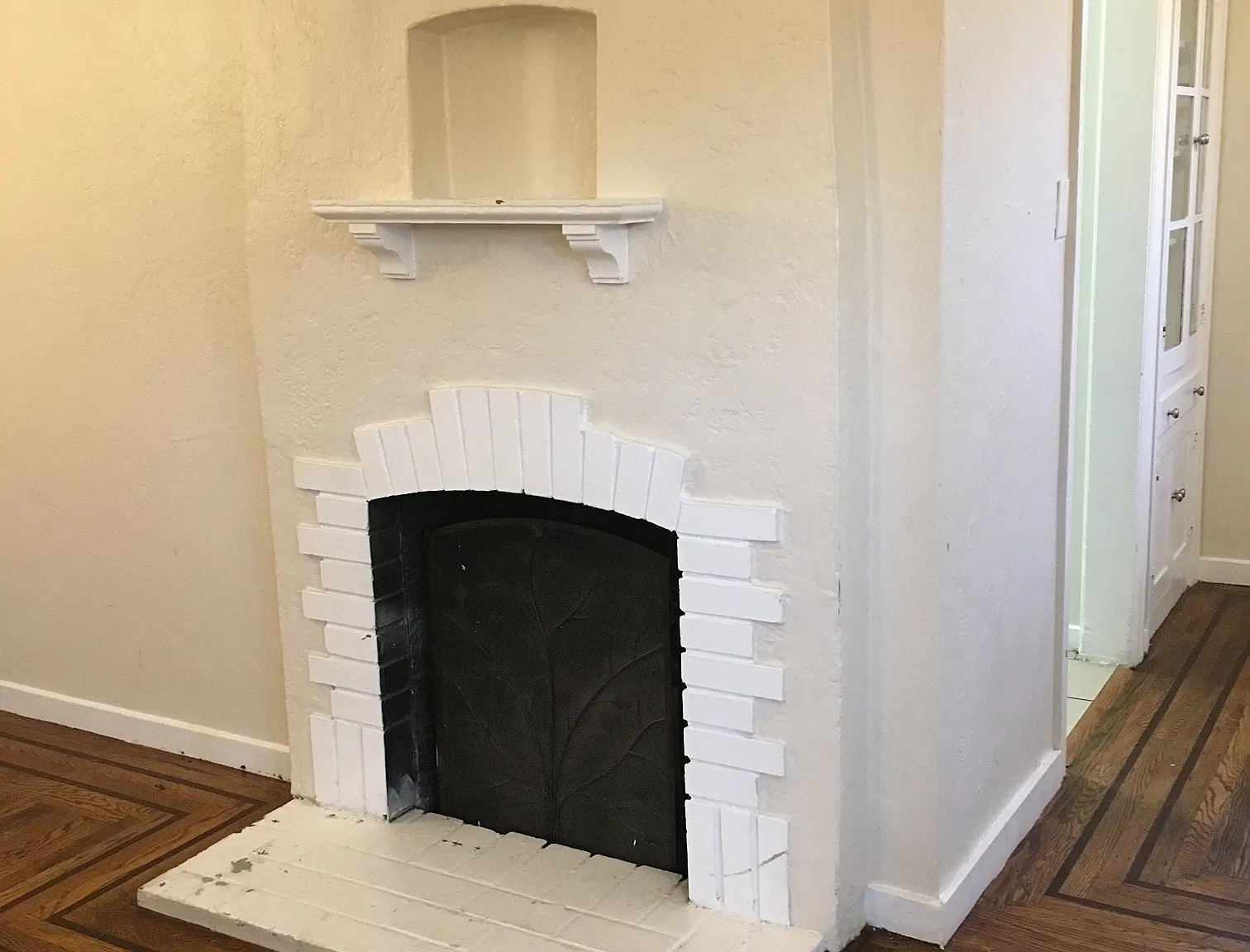2 bed, $2,325 — Photo 4