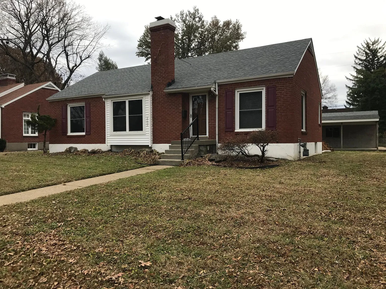 2500 Alanmede Rd photo 1