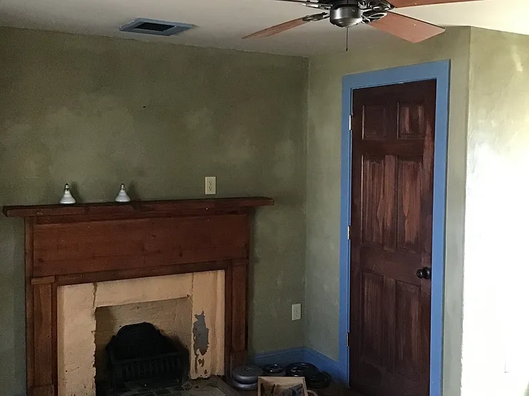 205 Fuller St — Photo 8