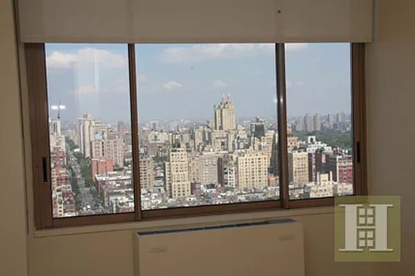 Rented by Halstead Real Estate | media 21